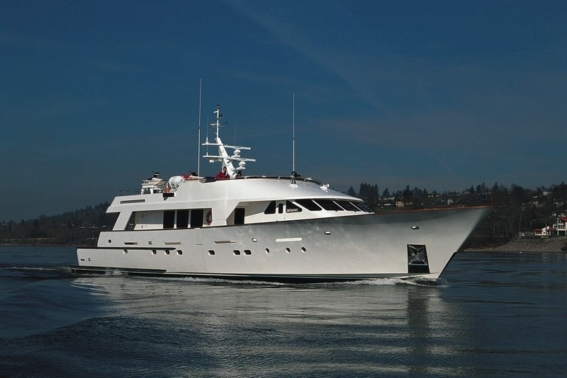 who owns the ocean pearl yacht